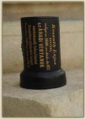 The wax cylinder containing the voice of Kossuth, with a false inscription on its box